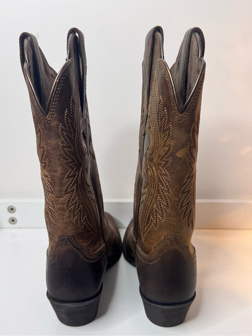 NWOT Ariat Brown Embroidered Leather Western Cowboy Boots - Picture 4 of 8